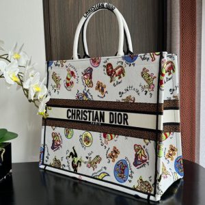 Large CD Book Tote 42cm White Multicolor Dragon Zodiac Embroidery