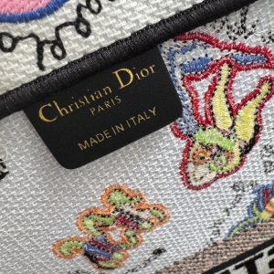 Large CD Book Tote 42cm White Multicolor Dragon Zodiac Embroidery