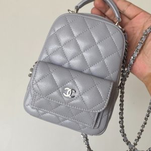 Chanel 25 Backpack 18cm Lilac Caviar Leather