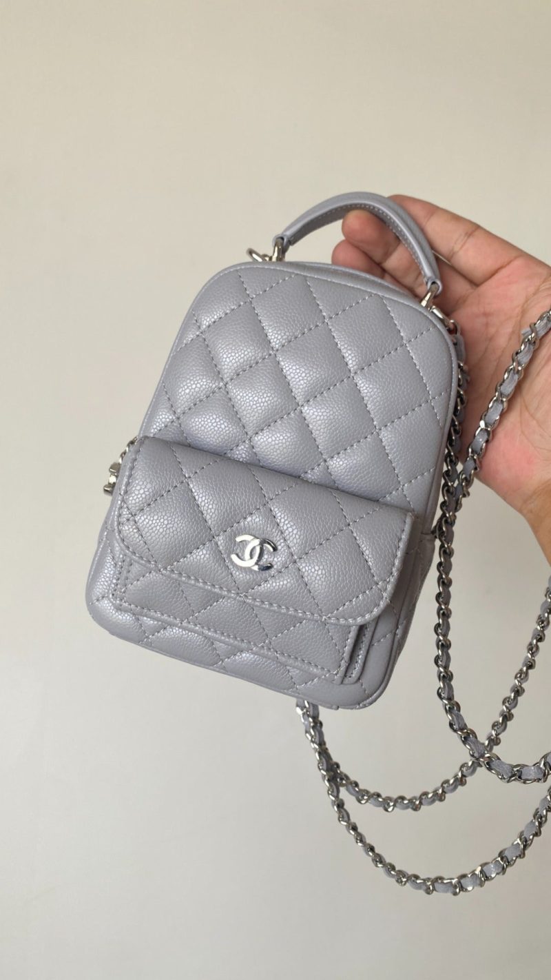 Chanel 25 Backpack 18cm Lilac Caviar Leather