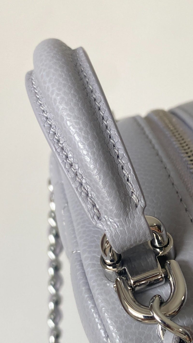 Chanel 25 Backpack 18cm Lilac Caviar Leather