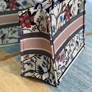 MEDIUM LADY D-LITE 24 PINK MULTI COLOR PAISLEY EMBROIDERY