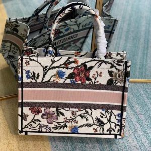 MEDIUM LADY D-LITE 24 PINK MULTI COLOR PAISLEY EMBROIDERY