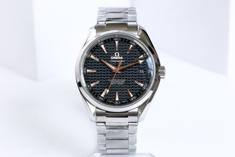 SEAMASTER AQUA TERRA 150M BROWN HAND BLACK DIAL