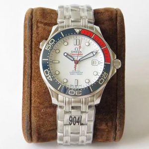 SEAMASTER COMMANDER WHITE DIAL STEEL STRAP