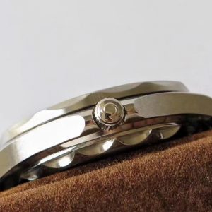 SEAMASTER COMMANDER WHITE DIAL STEEL STRAP