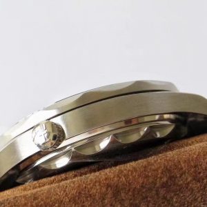 SEAMASTER COMMANDER WHITE DIAL STEEL STRAP