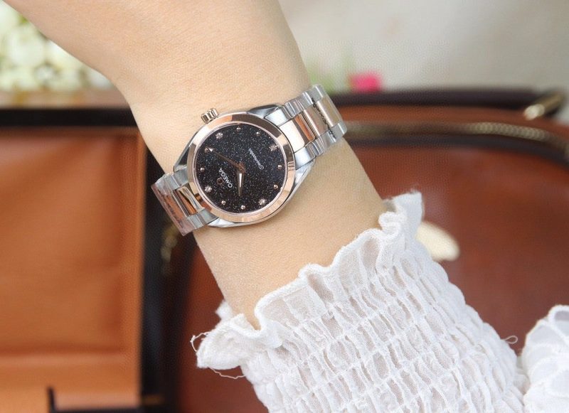 z2615132420388_e8478c352eaec5ba51942937913c0f3d_cf98e9e4-de50-4b54-bb07-6db0402d302b SEAMASTER QUARTZ 33MM TWO-TONE BLACK DIAL