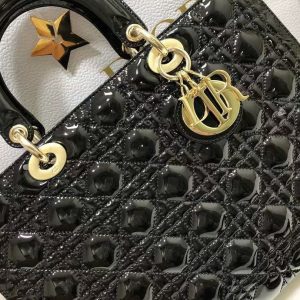 z6097504576958_4cdc0e9a0484eeb041a50cb16d16642a medium lady 32 black patent calfskin